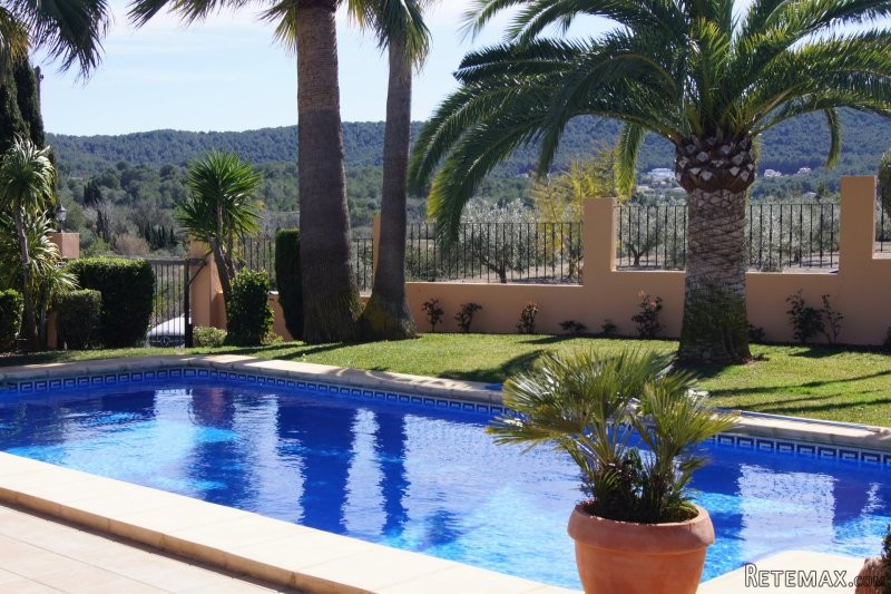 Spectacular villa in secluded area with.. - 2