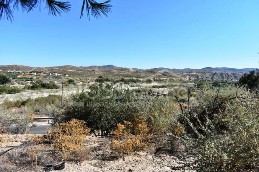 Large 2 storey old cortijo property to renovate with garage.. - 20