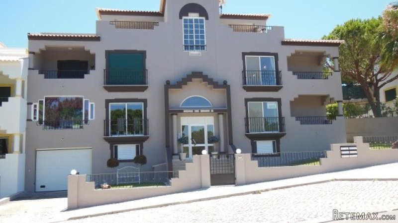 Portugal Golf Apartment For Sale in.. - 2