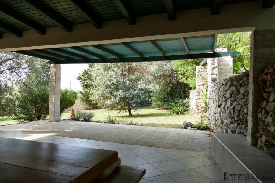 Pag - Novalja građevinsko zemljište površine 560 m2 - 2