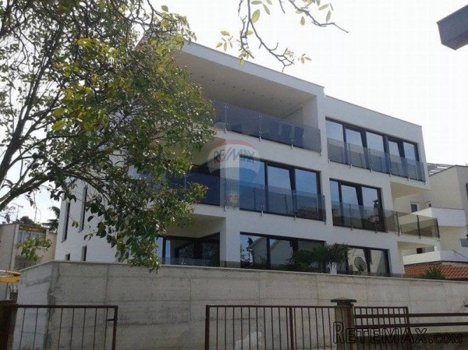 Poreč, ekskluzivni stan 250 m od mora s pogledom na more - 2