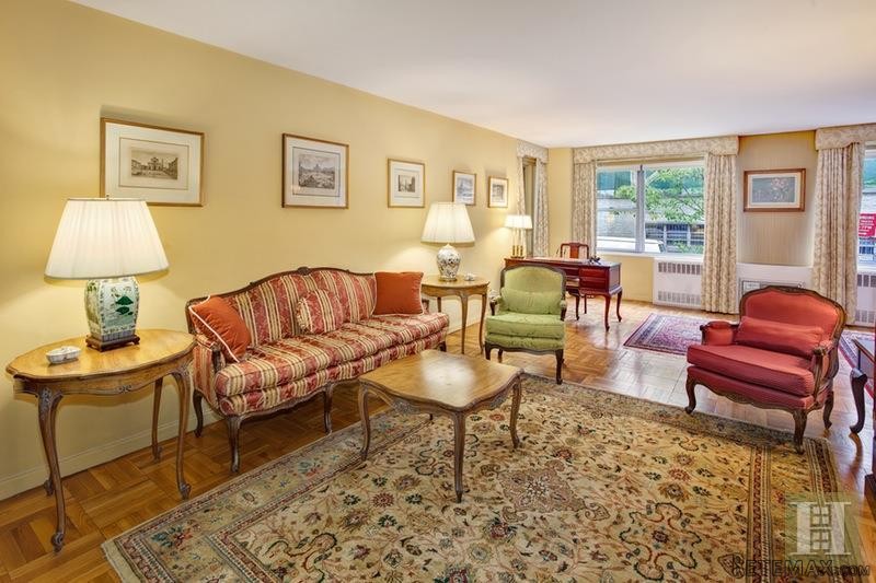 1 bedroom Apartment For Sale: 420 EAST..