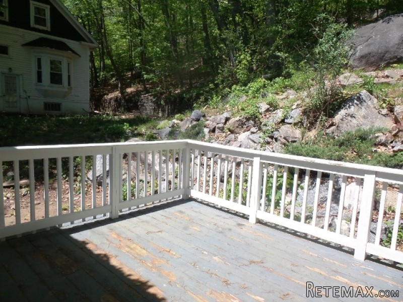 35 Woodbridge Ave Ansonia, CT, 06401.. - 2