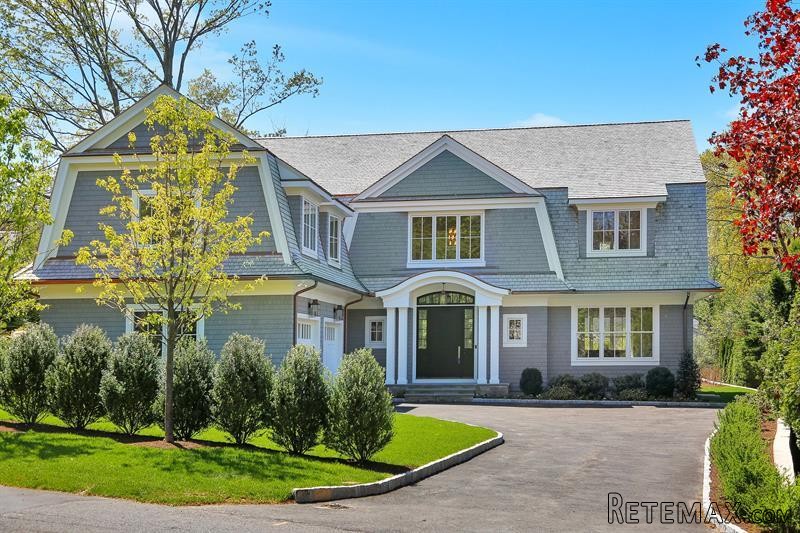 6 bedroom House For Sale: 106 Lockwood..