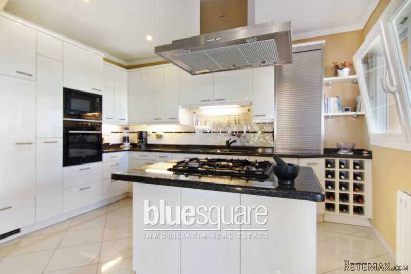 Substantial High Quality Villa Pego - 2