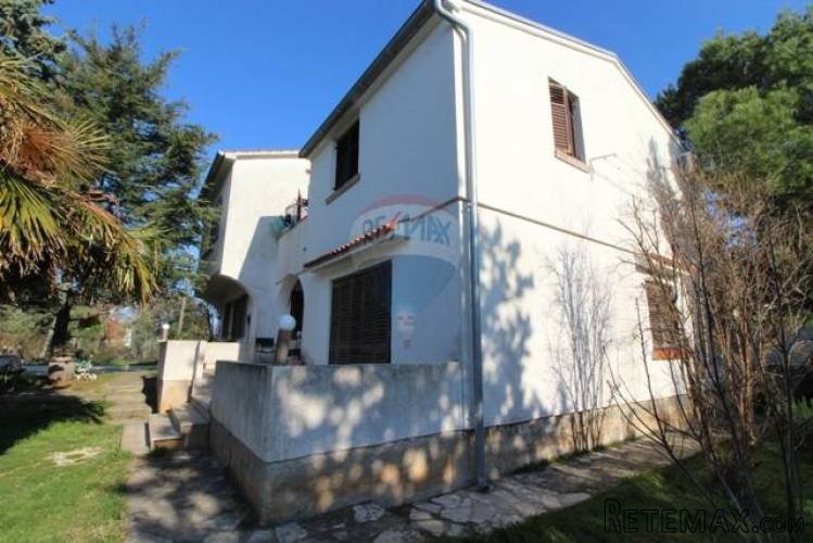 ISTRA, LIŽNJAN, apartmanska kuća na mirnoj lokaciji - 4