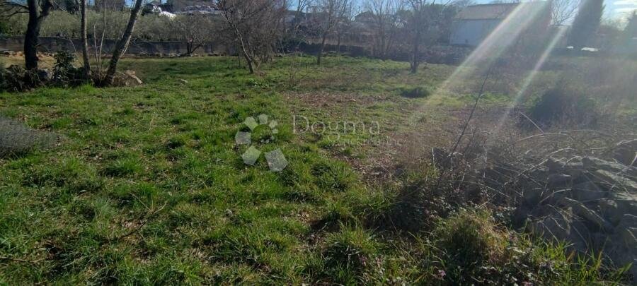 ZEMLJIŠTE ŠIRA OKOLICA GRADA KRKA - IDEALNO ZA MONTAŽNU GRAD