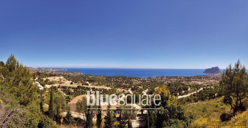 Building plots with sea views in Benissa