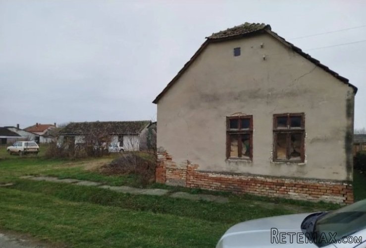 Kuca za renoviranje Lazarevo-Zrenjanin
