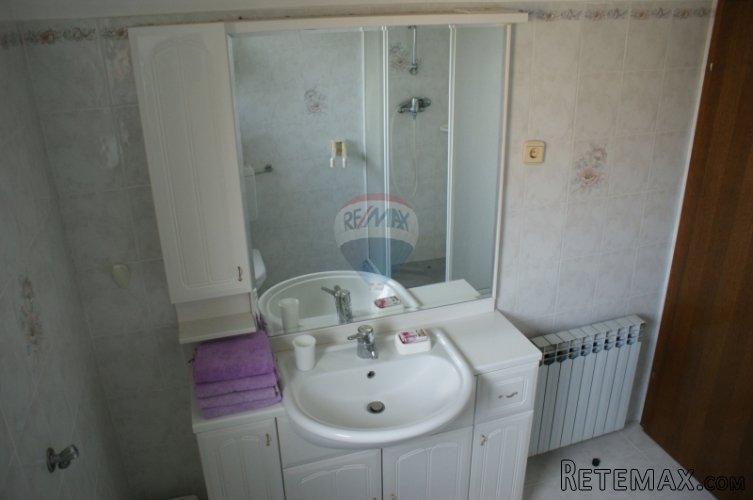 KUĆA S APARTMANIMA U PREMANTURI - 5
