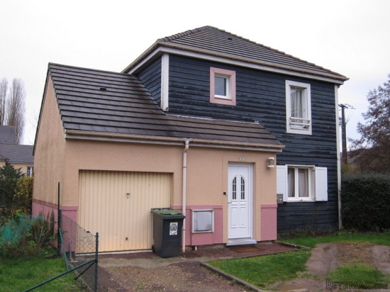 Traditional House with Nice Garden