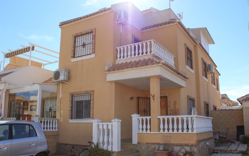 3 Bedrooms - Townhouse - Alicante - For..