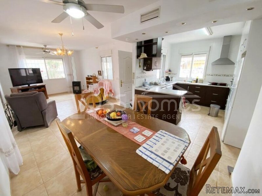 NEW & EXCLUSIVE TO VOSS HOMES - A modern and homely, 3 bed.. - 4