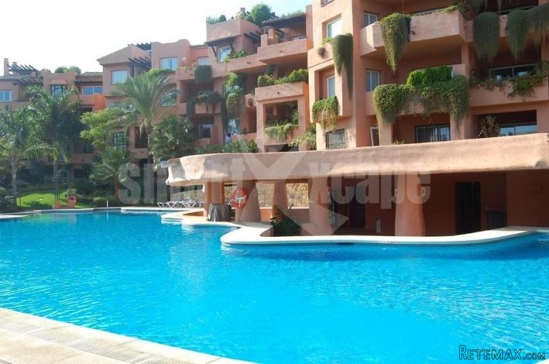 Apartment For Sale In Golden Mile..