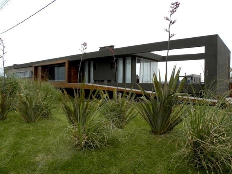 4 bedroom Bungalow For Sale: Punta del..