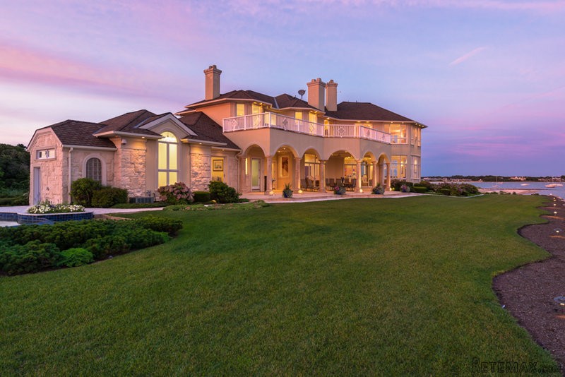 4 bedroom House For Sale: 15 Flakeyard..