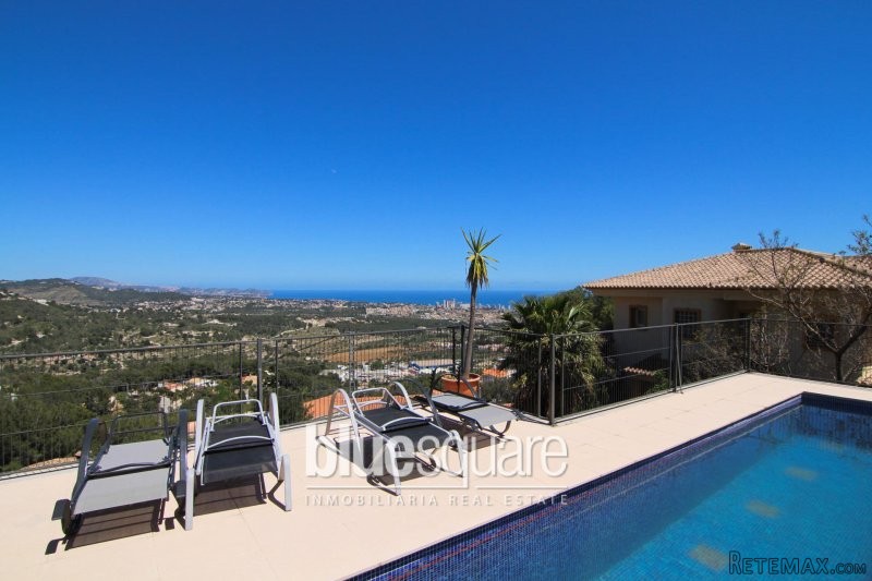 3-Bedroom, 3 bathroom villa on one.. - 2