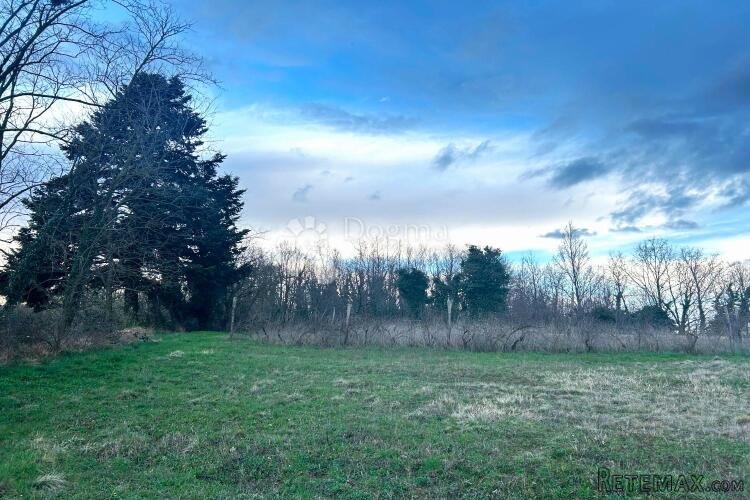 ŽMINJ – odlična parcela na lijepoj lokaciji