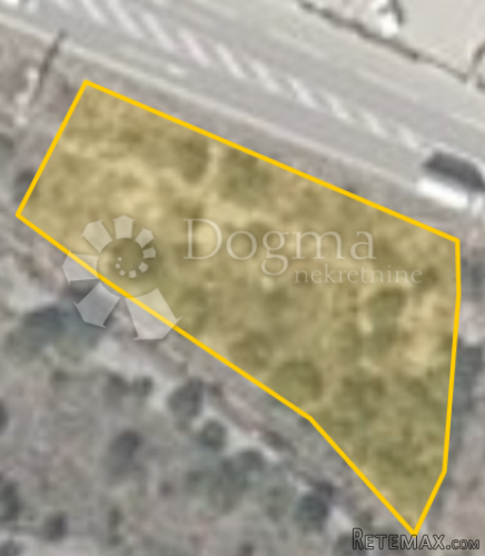 Zemljište u blizini Šibenskog mosta - 2