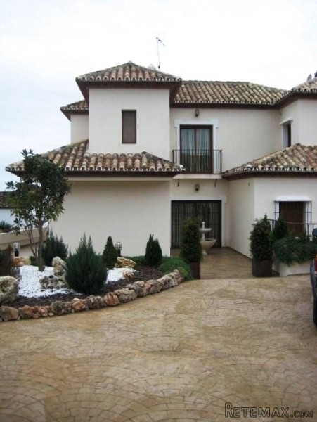4 Bedrooms - Villa - Malaga - For Sale - 2