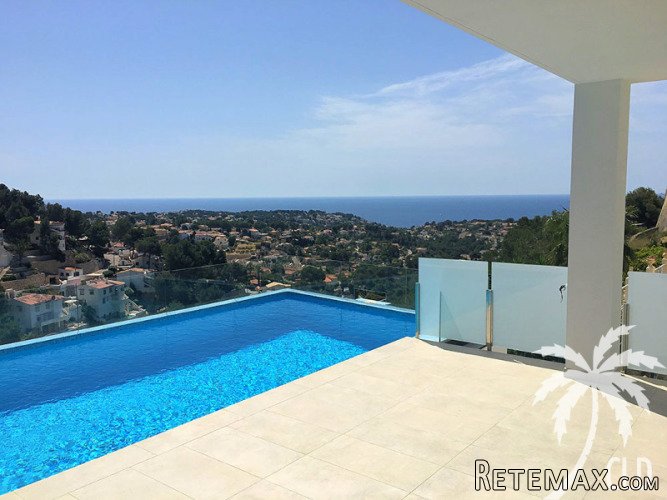 Luxurious villa currently under construction with panoramic.. - 3