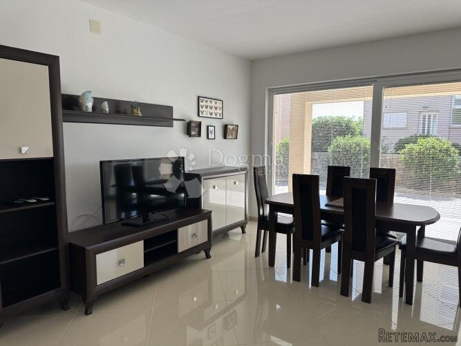 PRILIKA!! Apartman Smokvica 96m2 40m od mora - 2