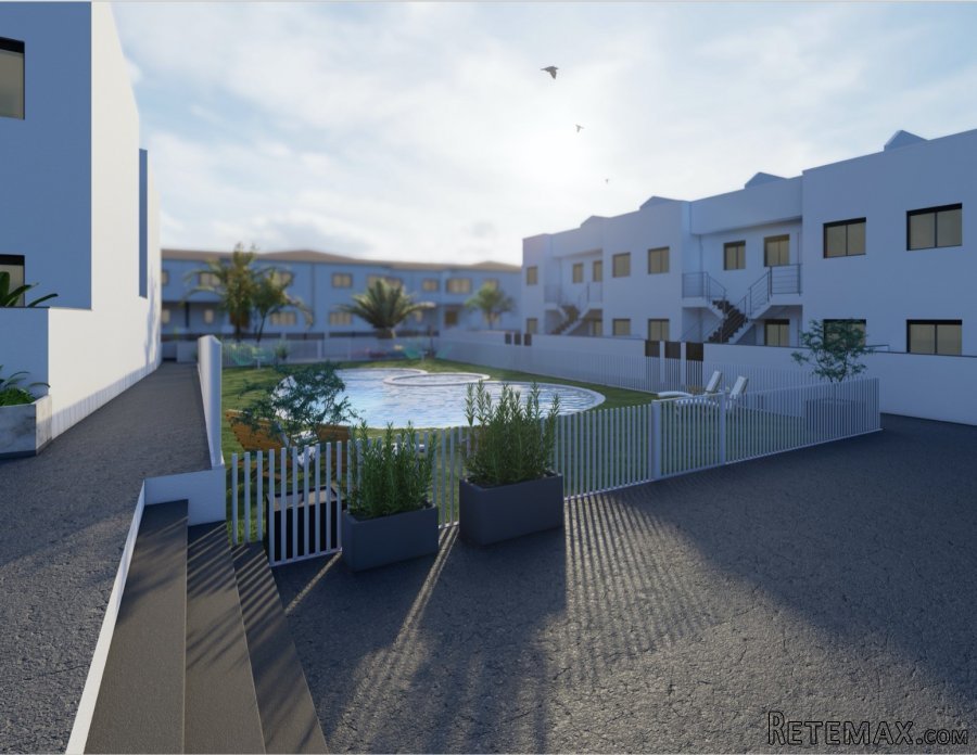 Bungalow ubicado a sólo 700 m del mar, en Torre de la.. - 3