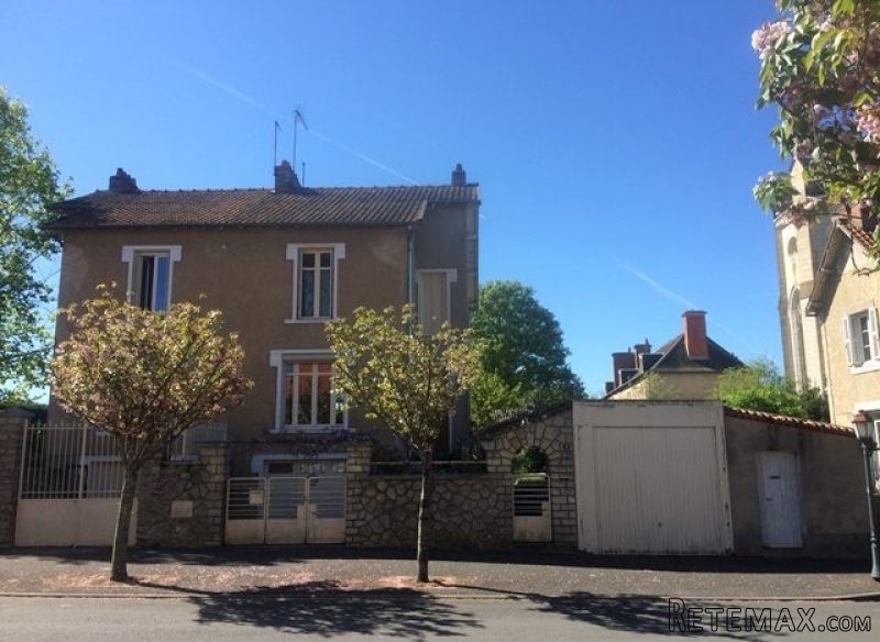 Character townhouse with gorgeous..
