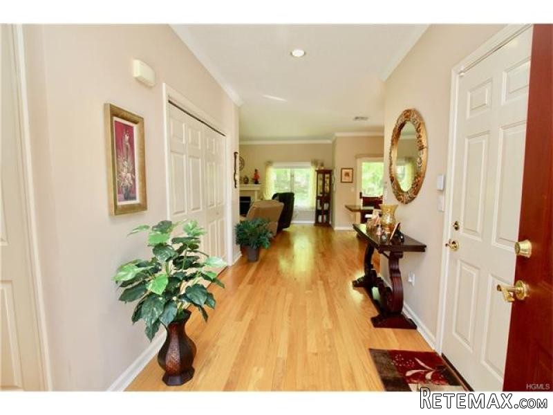 2 bedroom House For Sale: 728 Heritage.. - 2