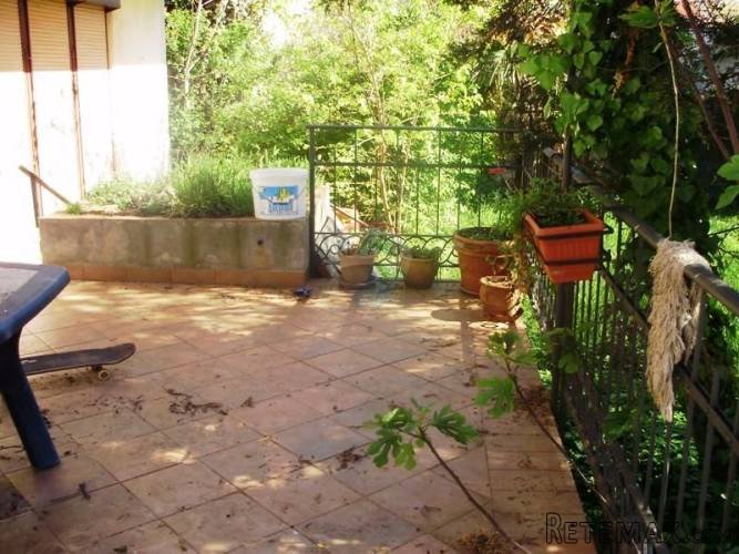 Vodnjan, prekrasna kuća sa okućnicom - 5