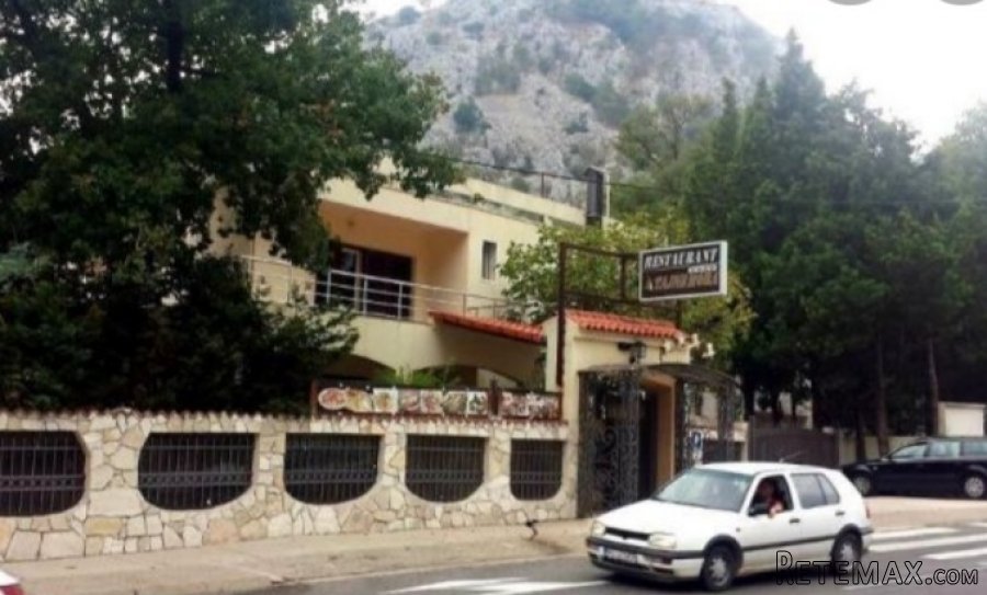 Izdajem poslovni prostor u Sutomoru - 2