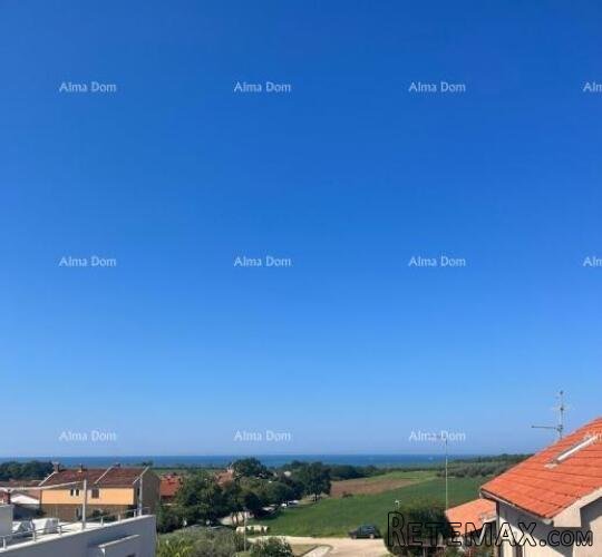 Odličan stan s velikom terasom i pogledom na more, Novigrad! - 2