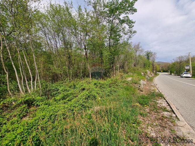 OPATIJA, Veprinac- građevinsko zemljište 2275 m2 na mirnoj l - 2