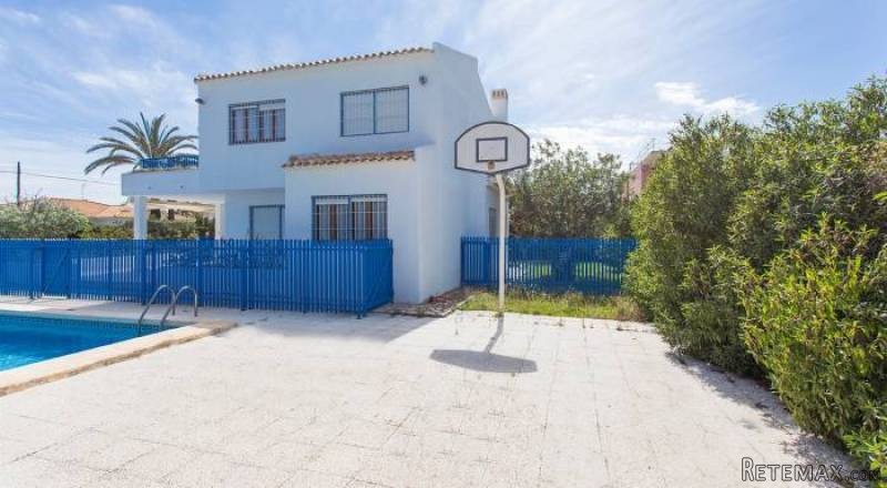 5 Bedroom 3 Bathroom Villa In Cabo.. - 2