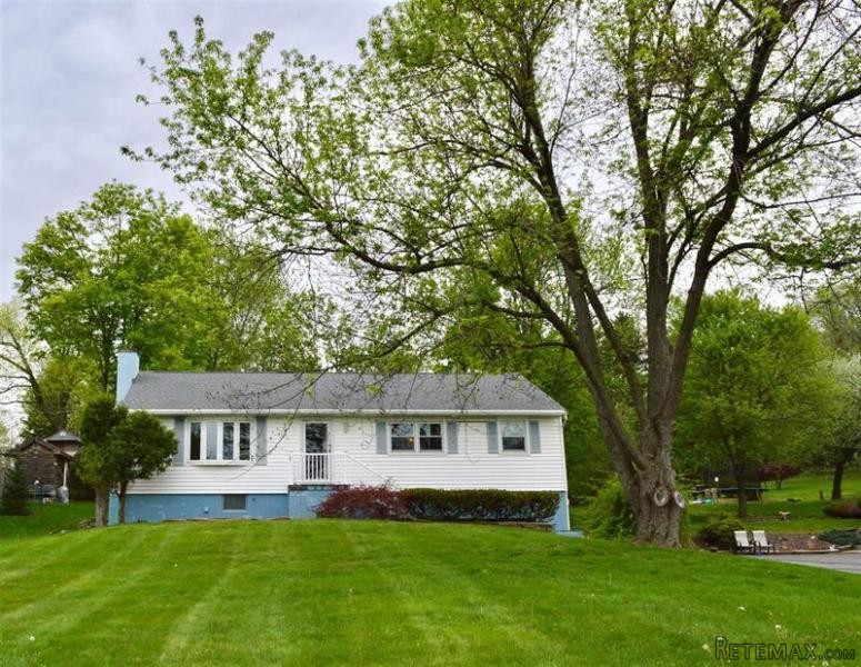 3 bedroom House For Sale: 106 Edgehill.. - 2