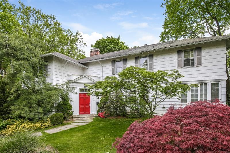 6 bedroom House For Sale: 50 Greenacres..