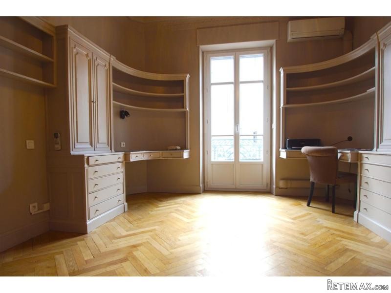 Gorgeous Large 200m2 Apartment With..