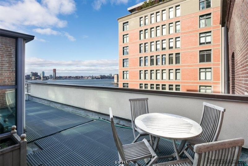 4 Bedrooms - Condo - New York State -..