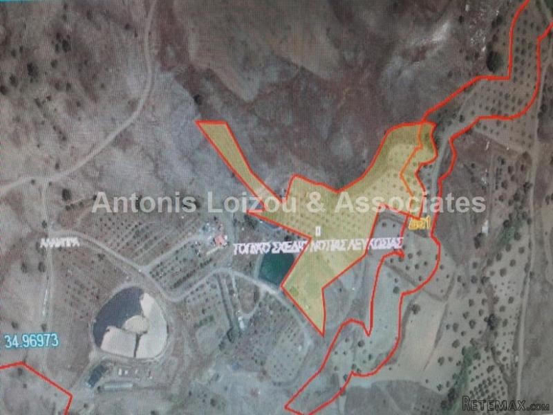 13,072m2 Agricultural Plot in Alambra