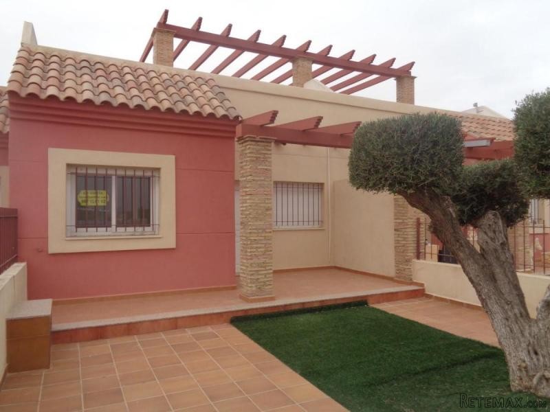 2 Bedrooms - Villa - Murcia - For Sale