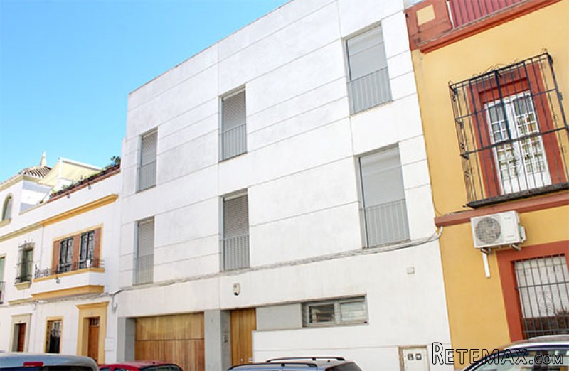 6 Bedroom House in Macarena, Seville