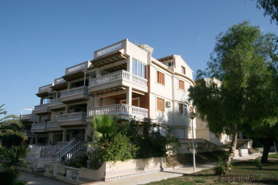 Apartamento grande y hermoso de 2 niveles en el 3er y 4to.. - 2
