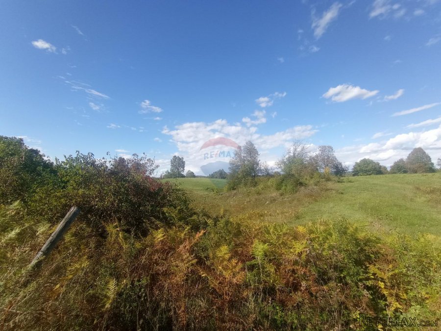Slunj, teren u industrijskoj zoni 3498 m2 - 3