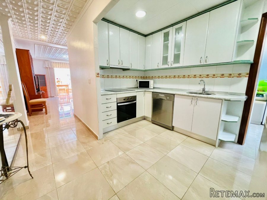 Estupendo apartamento de 90 m2, primera línea de mar en.. - 4