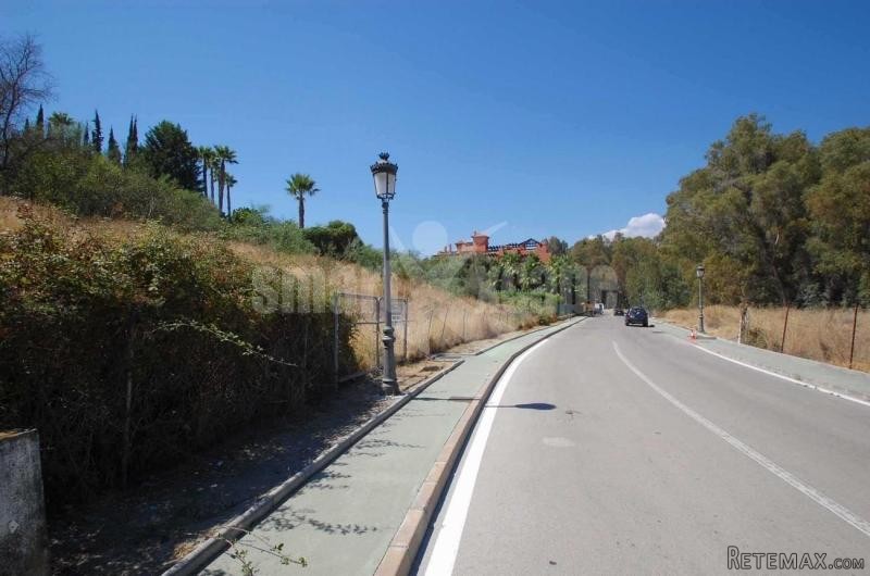 Plot/land For Sale In Nueva Andalucia.. - 2