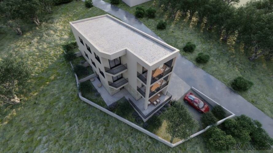 PREKO - 2 KAT - S3 STAN S TRI SPAVAĆE SOBE, POGLED NA MORE - 2