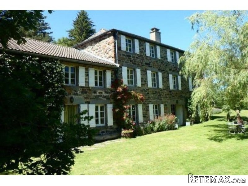 9 bedroom Character For Sale: 43520..