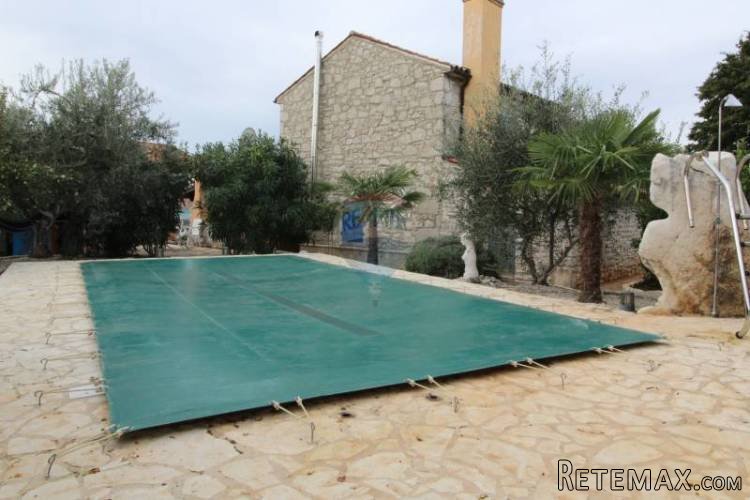 Istra - okolica Poreč seosko imanje 1446 m2 sa dvije...