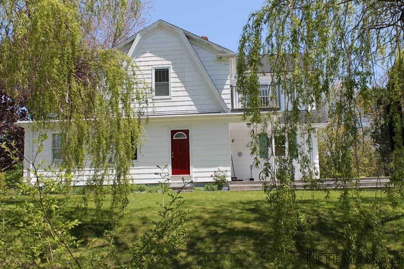 4 bedroom House For Sale: 193 Broad.. - 2