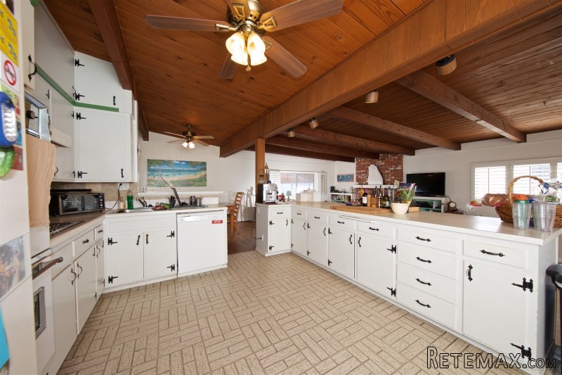820 Coronado Avenue - 2